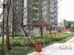 水畔经典3室1厅南