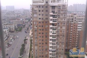 户型3房,业主自住装修 看房方便,房东急售
