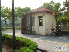 1楼带院子空关20号线在建中诚心出售