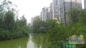 实久花园4室2厅东南