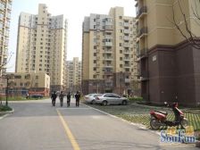 户型朝南出行方便近双轨