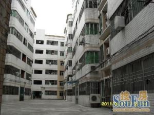 业主诚意出售 镇面位置 配套成熟 近市场近学院