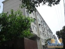 AAA+边套全明,精装修,老房东价钱有惊喜,小区中间位置!