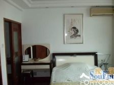 环东海域精装联排别墅 格局方正 采光充足