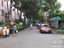 哥哥姐姐好,新出带电梯,有钥匙随时看