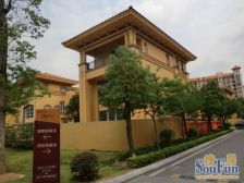 此房朝南,采光好,通风好,电梯高层,配套设施齐全