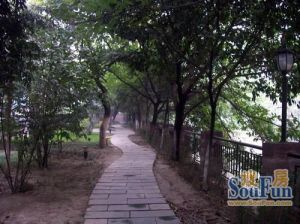 名都苑4室2厅东西