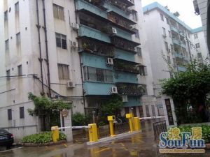 大良北区本原梁开步梯中楼层急售各付各税采光好