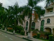 利澳花园 精装修 2房 一线海景 户型方正 业主急售