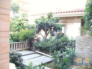 月亮湾 顶层复式 季华园地铁 视野开阔