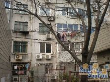 地铁口、位置好、采光通风好、看房方便、环境优雅