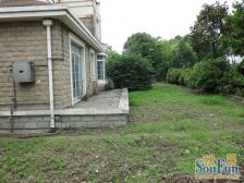 新出绿波花临河独栋丨占地800平丨超大花园丨