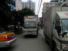 建政小区单位步梯两房中间楼层出售