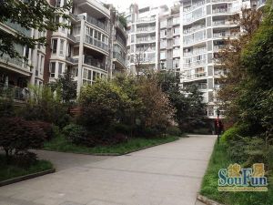云翔远景2室1厅东南
