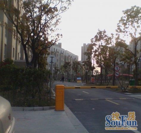 小区相关图