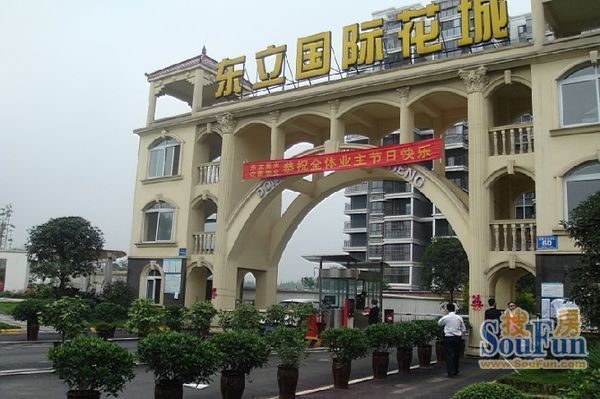 小区相关图