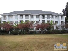 近莘庄联排中间套,位置佳,送花园,交通便捷,书包房