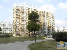 小区中间花园位置,正气三房,价格实在,近地铁8号线