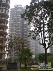 湘江豪庭4室2厅西南