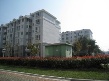 此房满五,大两房南北通户型,看房有钥匙,诚意出售