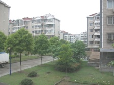 西边套电梯房高区+步行600米到东安路站