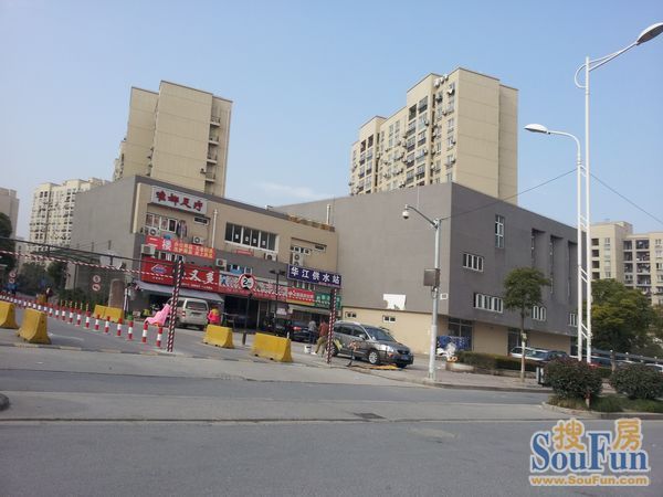 小区相关图