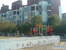 一梯两户,双阳台,带飘窗,交通便利,居家装修,24小时管家服务,可接受置换