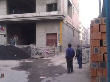 大润发十字电梯房145平米三室两厅两卫精装修