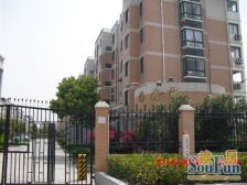 海鑫苑两房带院子毛坯随意装修诚心卖