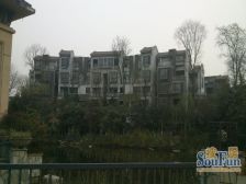 紫檀山4室1厅南
