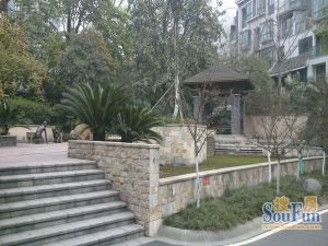 紫檀山4室2厅东南