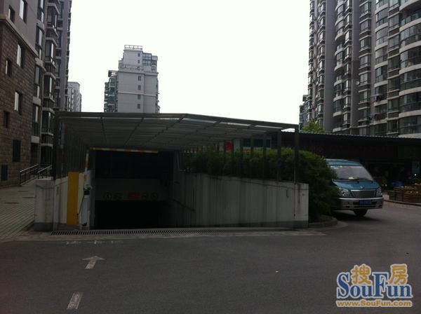 小区相关图