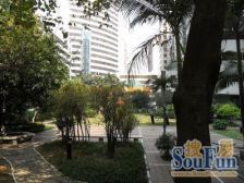 华远大厦 近地铁近公园 电梯房 有大院管理 格局方正。