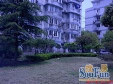 绝版,送100平方再加30平方大露台,采光充足,视野开阔