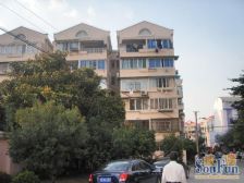 双南两房,小区中间位置,楼层好,诚意出售