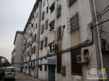 满五年,现浇房,配套齐全,生活方便,交通便利。