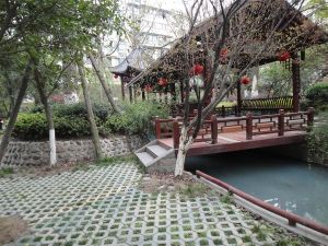 府河御景三期小区4室2厅西南