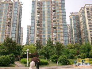 嘉明苑自住三房,户型周正,中等楼层