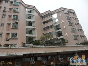 景鸿楼底层两房无户口无贷款