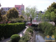 一楼有小院|大阳台|落地窗|精装修可拎包入住