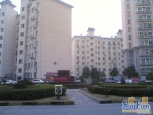 名仕花城(天高峰尚) 南北通透,采光好 装修好,环镜优美 周边匹套完善,,出行方便