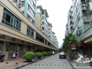 70年产权可以入户口,满5年,低首付