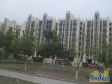 青浦新城地铁,三轨交汇,南北通风双阳台大四房临河!