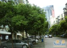 精装修地铁口大两房