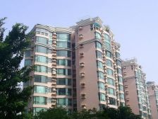 此房满五格局楼层好采光充足配套齐全,小区3楼有个花园