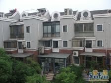 联排边套,位置好,全南户型,诚意出售,价格可以谈!