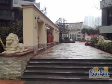 蓝光凯丽香江 3室1厅 西南