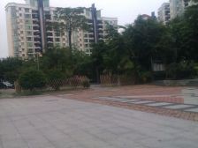 带大入户花园大4房业主诚心出售