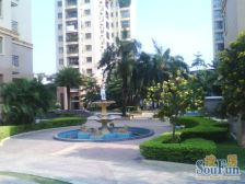 高楼层4房,户型方正,配套设施齐全,石碣镇繁华地段