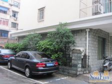 3.4.7镇坪路地+95年房龄新+一梯三户+全明户型+精装修